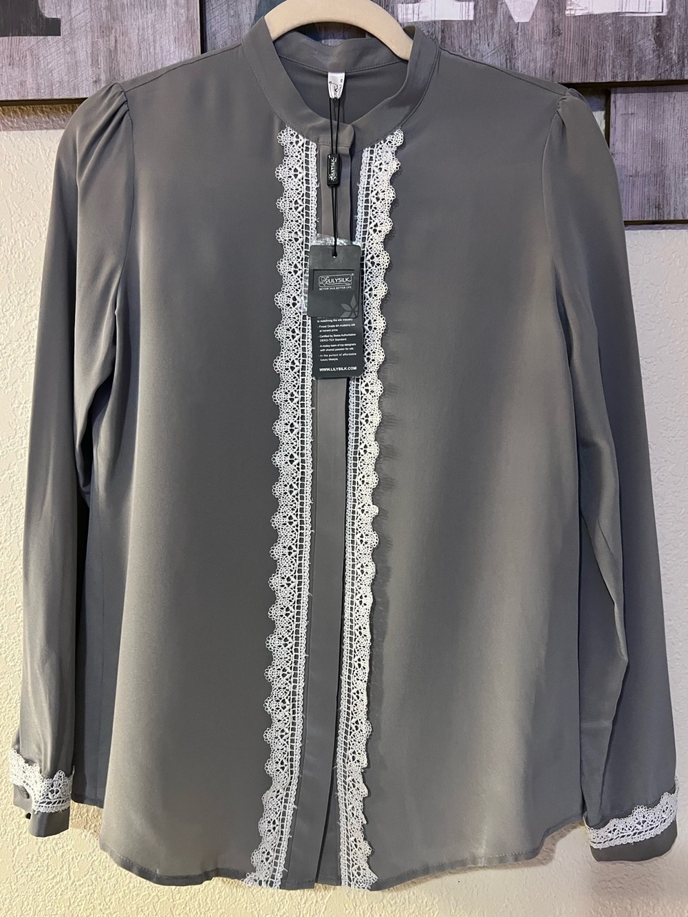 Lilysilk Gray Women's Silk Collared Button-Front Lace Trim Blouse, NWT, XS